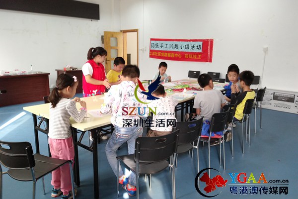 社工引导组员照片.jpg
